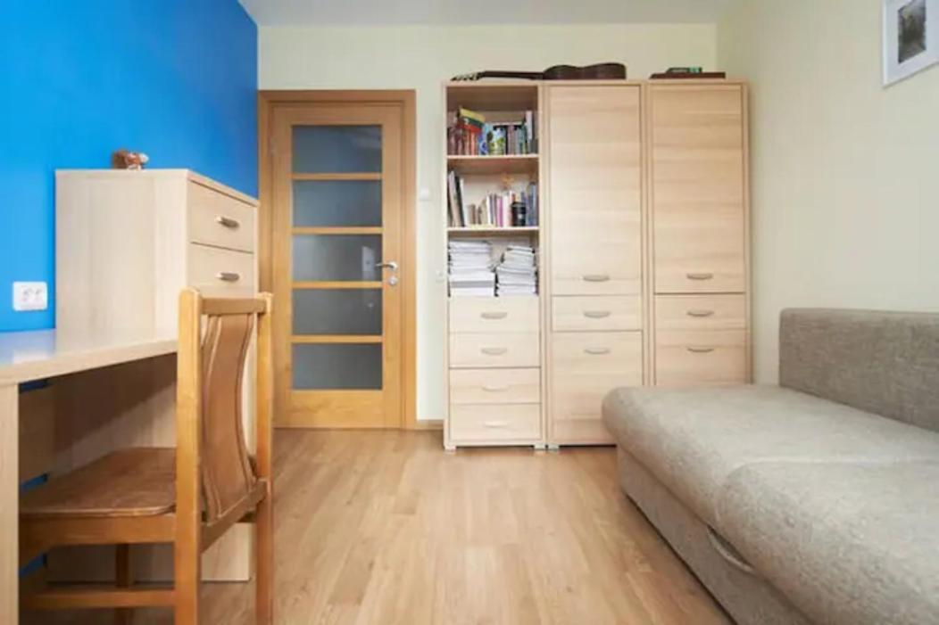 Cozy Private Room In A Three Room Apartment Free Parking Feel Like At Home Вільнюс Екстер'єр фото